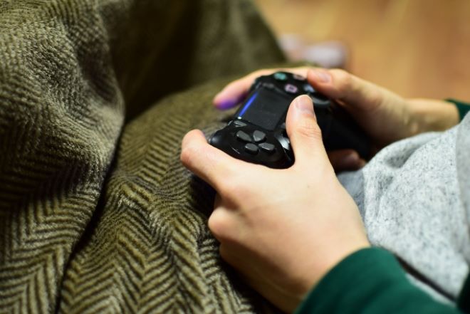 子どものオンラインゲーム課金によるトラブルにご注意｜国民生活センターの注意喚起